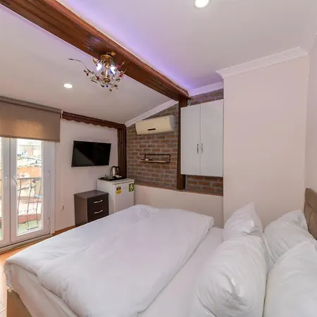 Taksim Apartment *